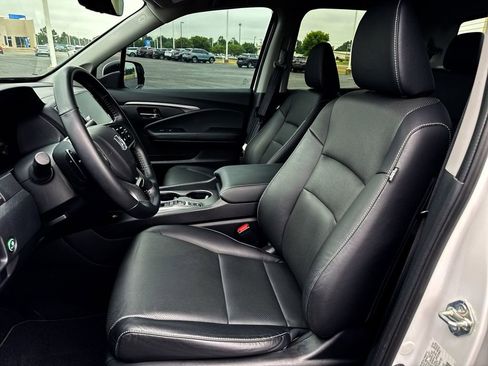 Used 2024 Honda Ridgeline RTL image 11