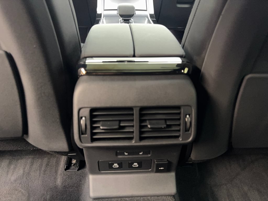 Used 2026 Land Rover Range Rover Velar Dynamic SE AWD/4WD image 69
