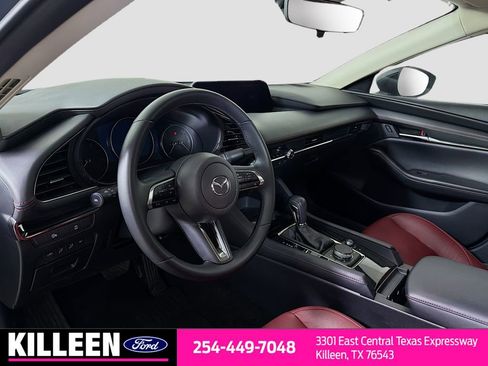 Used 2025 MAZDA MAZDA3 s image 10