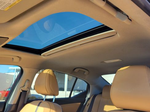 Certified 2022 Nissan Sentra SV w/ SV Premium Package image 34