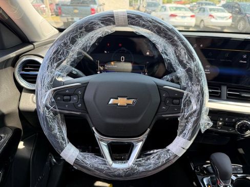 New 2026 Chevrolet Trax LT FWD image 21