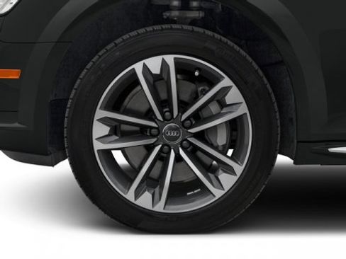 Used 2017 Audi A4 2.0T allroad Prestige w/ Prestige Package image 11