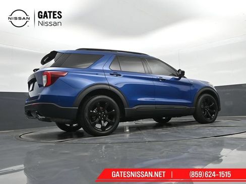 Used 2023 Ford Explorer ST-Line w/ Class IV Trailer Tow Package AWD/4WD image 45