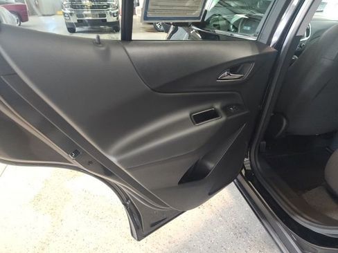 Used 2024 Chevrolet Equinox LT image 11