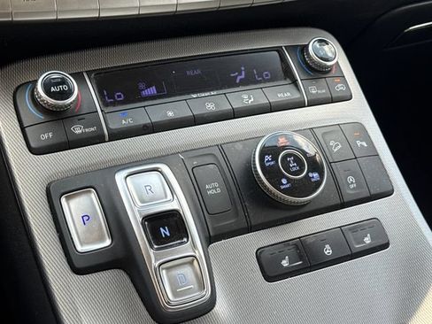 Used 2020 Hyundai Palisade SEL w/ Premium Package AWD/4WD image 23