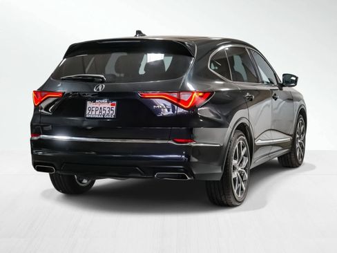 Certified 2023 Acura MDX FWD w/ Technology Package image 5