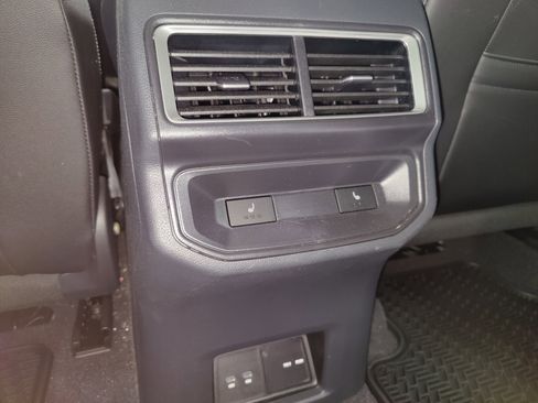 Certified 2025 Volkswagen Atlas Cross Sport SEL Premium R-Line image 20