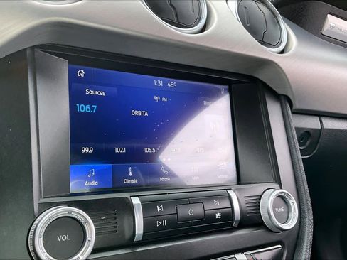 Used 2022 Ford Mustang Premium image 31