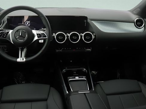 Used 2026 Mercedes-Benz GLA 250 4MATIC image 7
