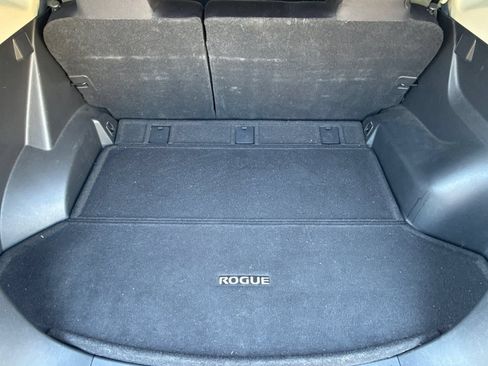 Used 2013 Nissan Rogue S w/ Special Edition Pkg FWD image 17