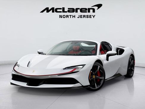 Used 2022 Ferrari SF90 Spider AWD/4WD image 1