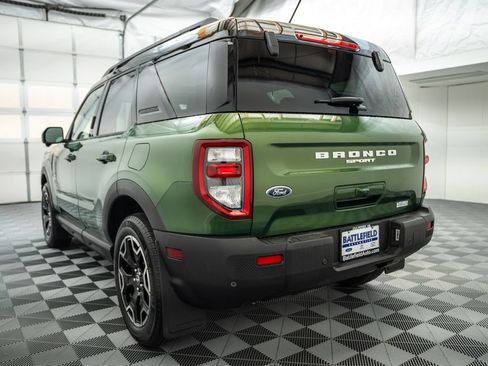 Certified 2025 Ford Bronco Sport Outer Banks w/ Outer Banks Tech Package+ AWD/4WD image 8