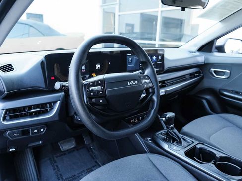 Used 2025 Kia K4 FWD image 19