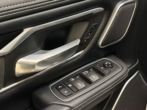 Used 2021 RAM 1500 Laramie w/ Night Edition image 14