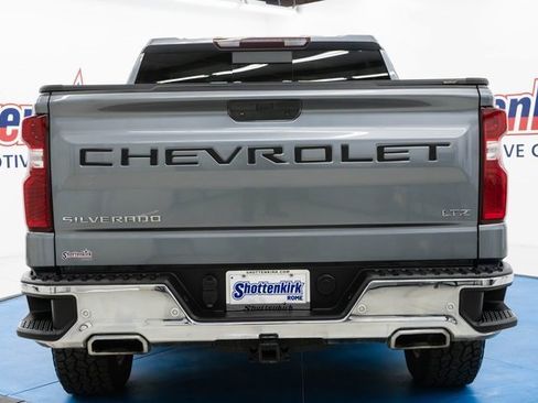 Used 2021 Chevrolet Silverado 1500 LTZ image 6