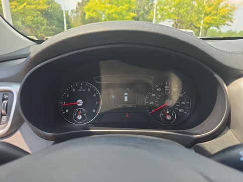 Used 2018 Kia Sorento AWD image 18