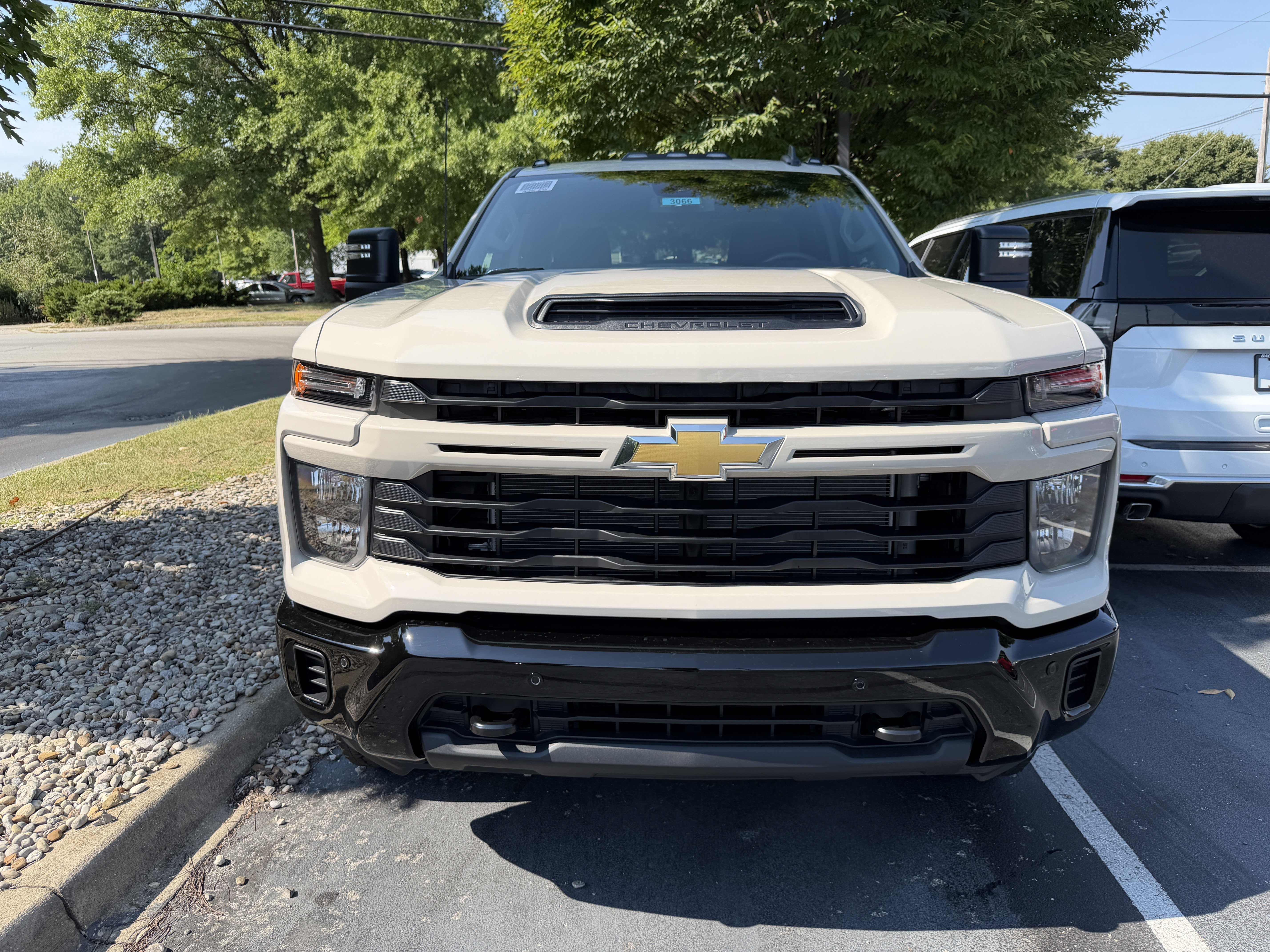 New 2026 Chevrolet Silverado 2500 Custom w/ Custom Value Package AWD/4WD image 3