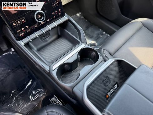 Used 2026 GMC Terrain Elevation w/ Elevation Premium Package AWD/4WD image 18