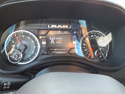 Used 2022 RAM 1500 Laramie w/ Sport Appearance Package image 15