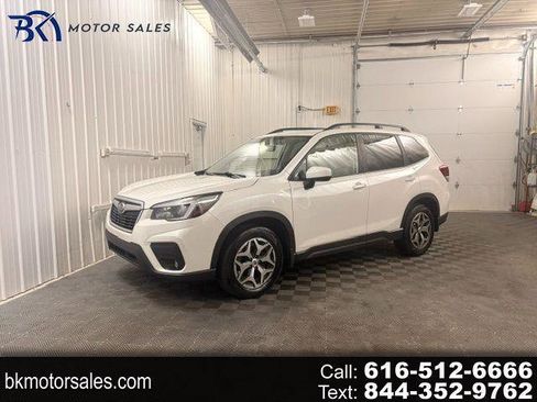 Used 2021 Subaru Forester Premium w/ Popular Package #1 AWD/4WD image 1