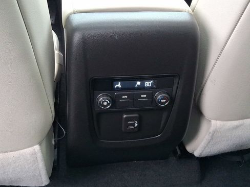 Used 2024 Buick Enclave Essence w/ Experience Buick Package image 12