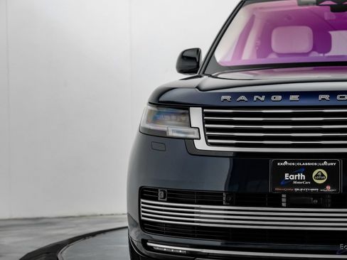 Used 2023 Land Rover Range Rover SV AWD/4WD image 30