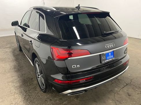 Used 2023 Audi Q5 e Premium Plus w/ Premium Plus Package AWD/4WD image 7