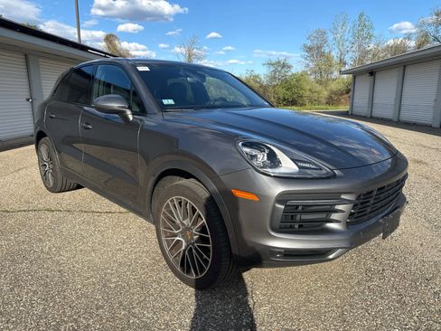 Used 2021 Porsche Cayenne AWD/4WD image 7