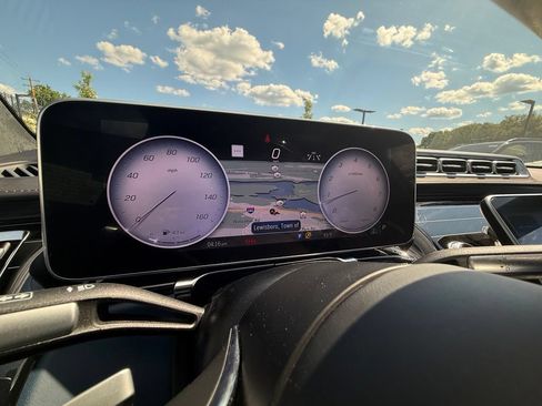 Used 2024 Mercedes-Benz S 580 4MATIC Sedan image 24