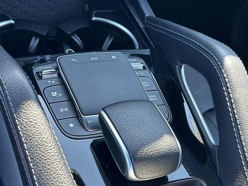 Used 2024 Mercedes-Benz GLE 450e 4MATIC image 36