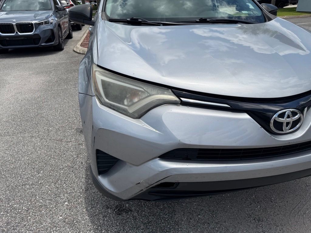 Used 2016 Toyota RAV4 LE FWD image 13