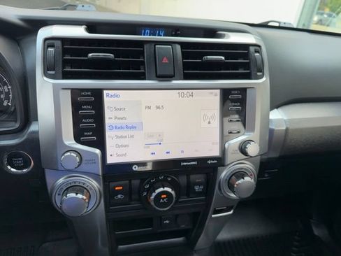 Used 2021 Toyota 4Runner SR5 Premium w/ Moonroof Package AWD/4WD image 39