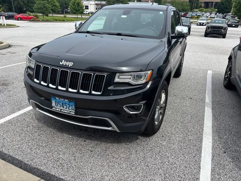 Used 2015 Jeep Grand Cherokee Limited w/ Luxury Group II AWD/4WD image 3