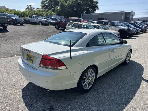 Used 2009 Volvo C70 T5 FWD image 8