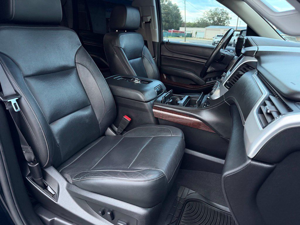 Used 2020 GMC Yukon SLT w/ Open Road Package AWD/4WD image 18