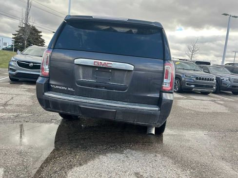 Used 2018 GMC Yukon XL Denali w/ Denali Ultimate Package image 25