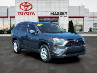 Used 2021 Toyota RAV4 XLE AWD/4WD video 1