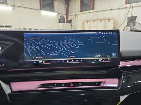 New 2026 BMW 530i w/ Premium Package image 23