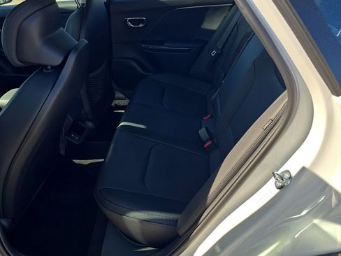 New 2026 Kia K4 EX image 16