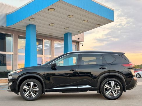 Used 2021 Nissan Rogue SL w/ Premium Package AWD/4WD image 13