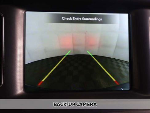 Used 2023 Dodge Charger SXT image 4