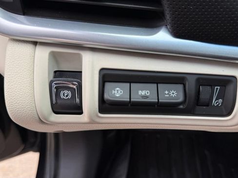 Used 2014 Cadillac XTS Platinum FWD image 26