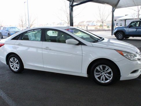 Used 2013 Hyundai Sonata GLS image 19