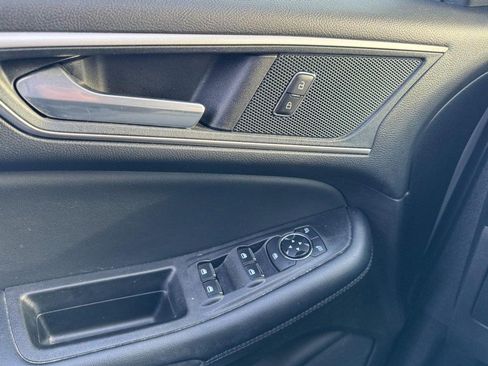 Used 2024 Ford Edge SEL w/ Convenience Package image 25