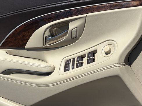 Used 2015 Buick LaCrosse Leather FWD image 28
