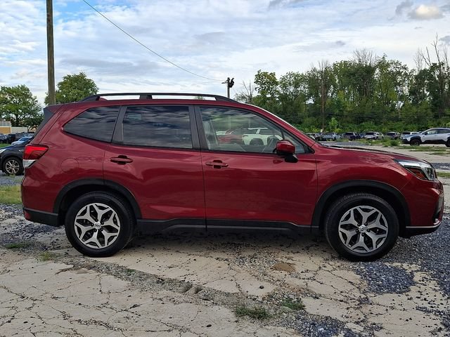 Used 2021 Subaru Forester Premium AWD/4WD image 9