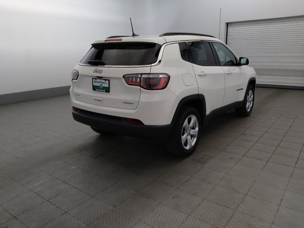 Used 2018 Jeep Compass Latitude w/ Popular Equipment Group AWD/4WD image 9