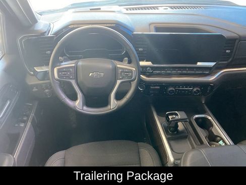 Used 2025 Chevrolet Silverado 1500 RST AWD/4WD image 9