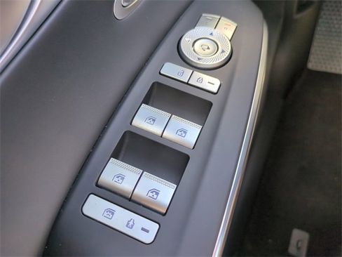 Certified 2025 Genesis GV70 3.5T Sport w/ Sport Advanced Package image 23