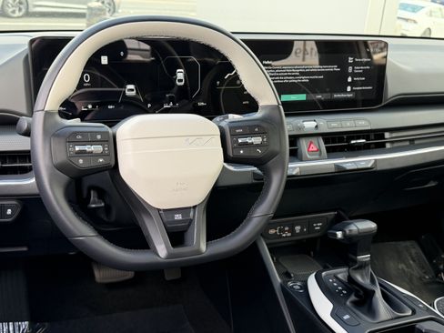 Certified 2025 Kia K4 EX w/ GT-Line Sunroof Package FWD image 26